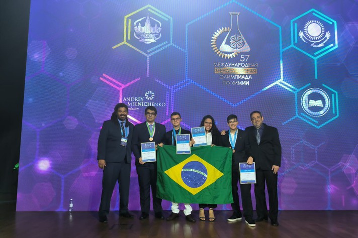 Brasil recebe pela primeira vez a Olimpíada Internacional de Química Mendeleev